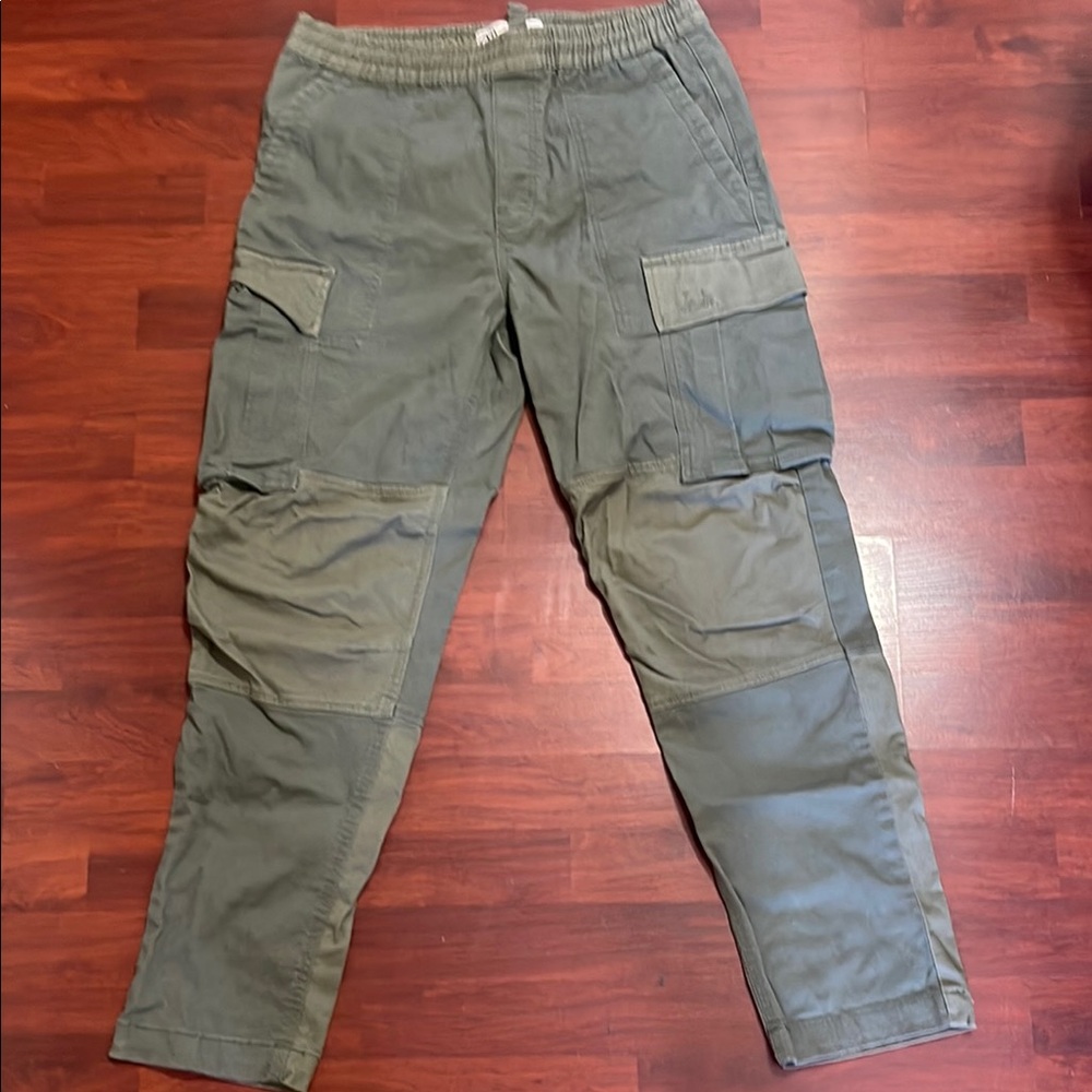 Zara Men's Green Cargo Pants